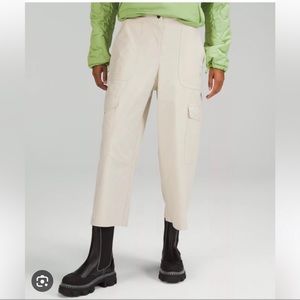 lululemon light utilitech cargo pocket HR pant